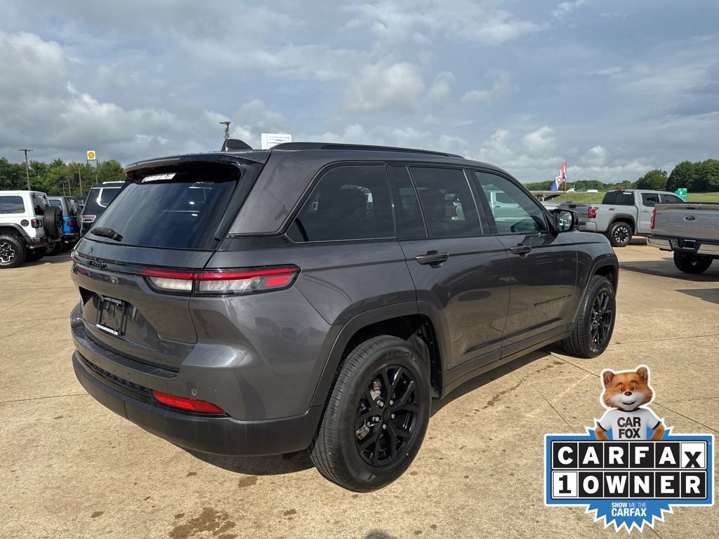 Certified 2024 Jeep Grand Cherokee Altitude AWD/4WD image 4