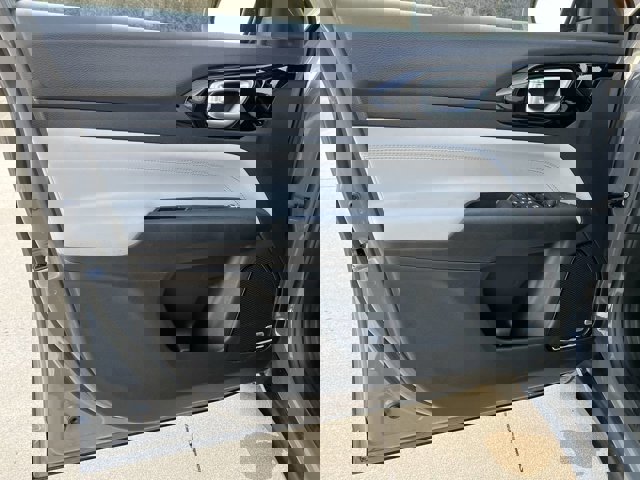 Used 2022 Jeep Compass Limited w/ Sun and Sound Group image 23