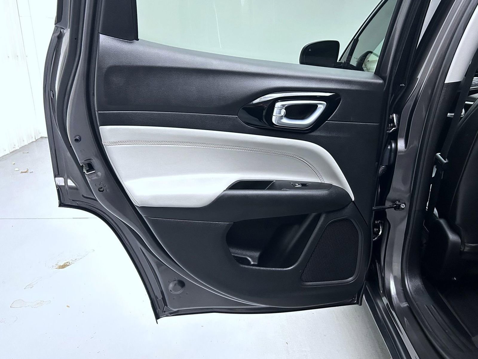 Certified 2022 Jeep Compass Limited image 20