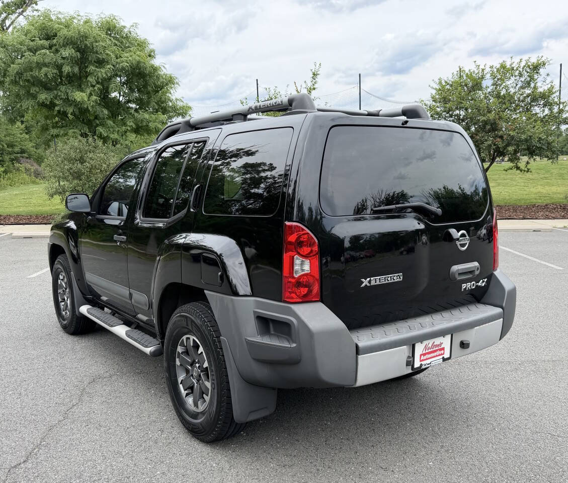 Used 2014 Nissan Xterra PRO-4X AWD/4WD image 3