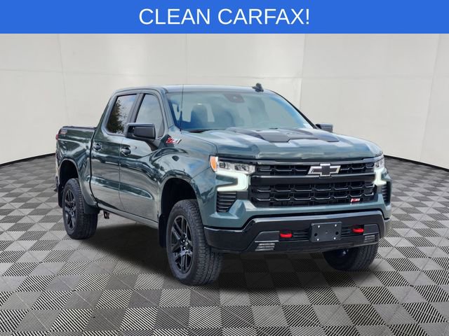 Used 2025 Chevrolet Silverado 1500 LT Trail Boss w/ Convenience Package II AWD/4WD image 2