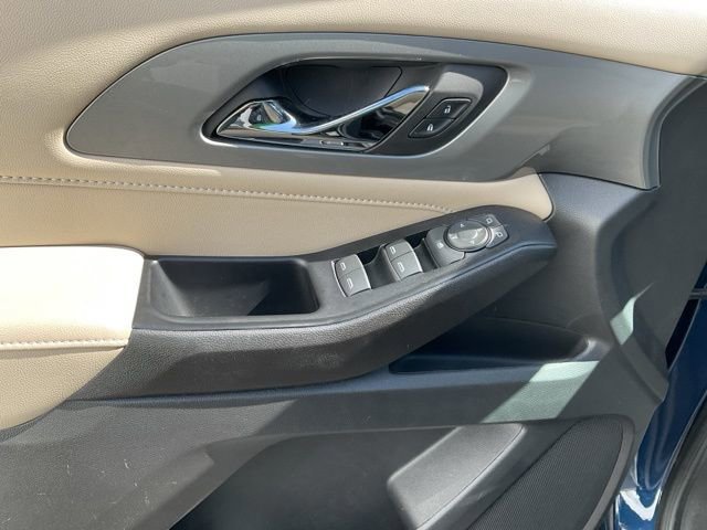 Used 2023 Chevrolet Traverse LS w/ Safety Package FWD image 21