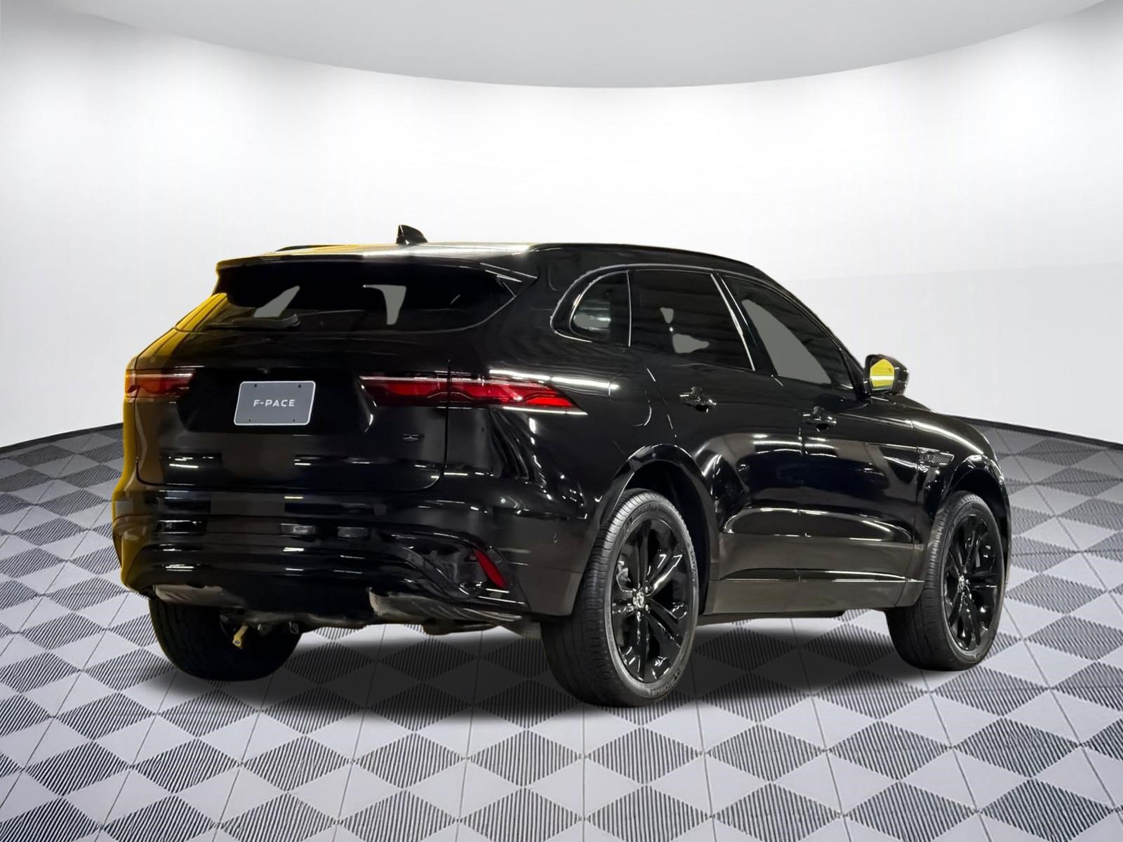 New 2026 Jaguar F-PACE R-Dynamic S AWD/4WD image 9