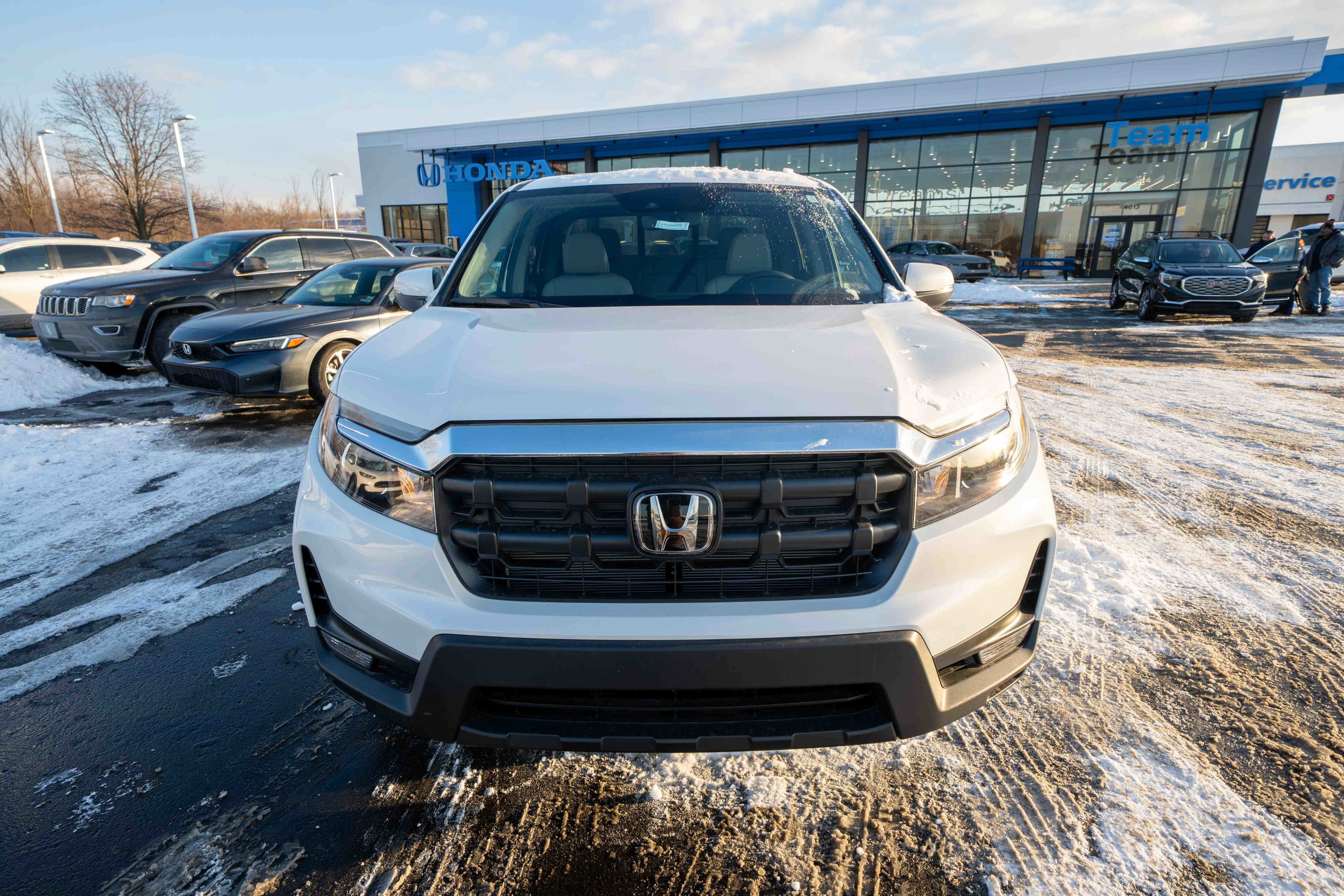 New 2026 Honda Ridgeline RTL image 2