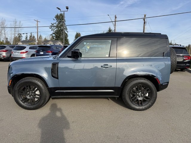 Used 2022 Land Rover Defender 90 X-Dynamic S image 8