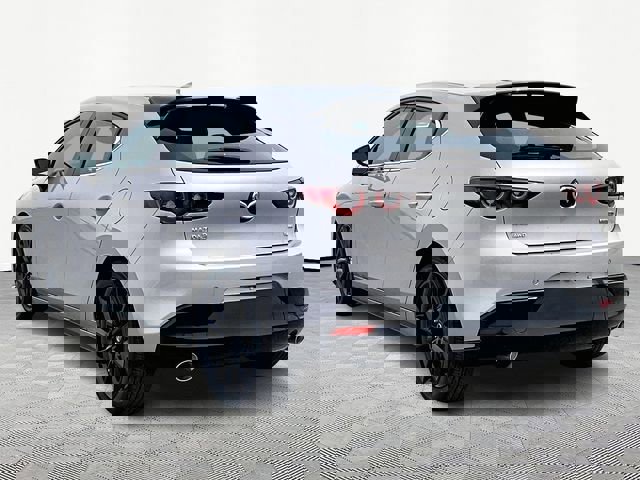 New 2026 MAZDA MAZDA3 Hatchback w/Premium Plus Pkg image 4