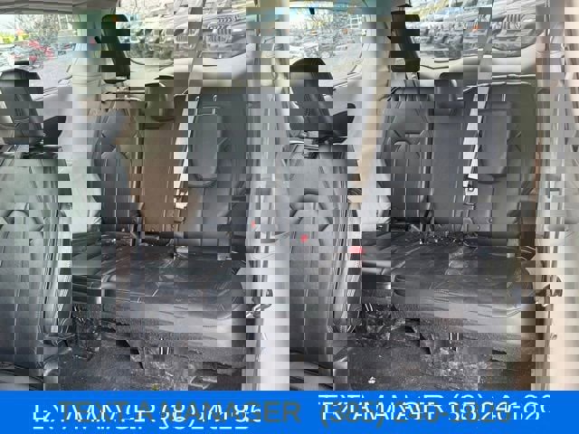 Used 2017 Chrysler Pacifica Touring-L image 21