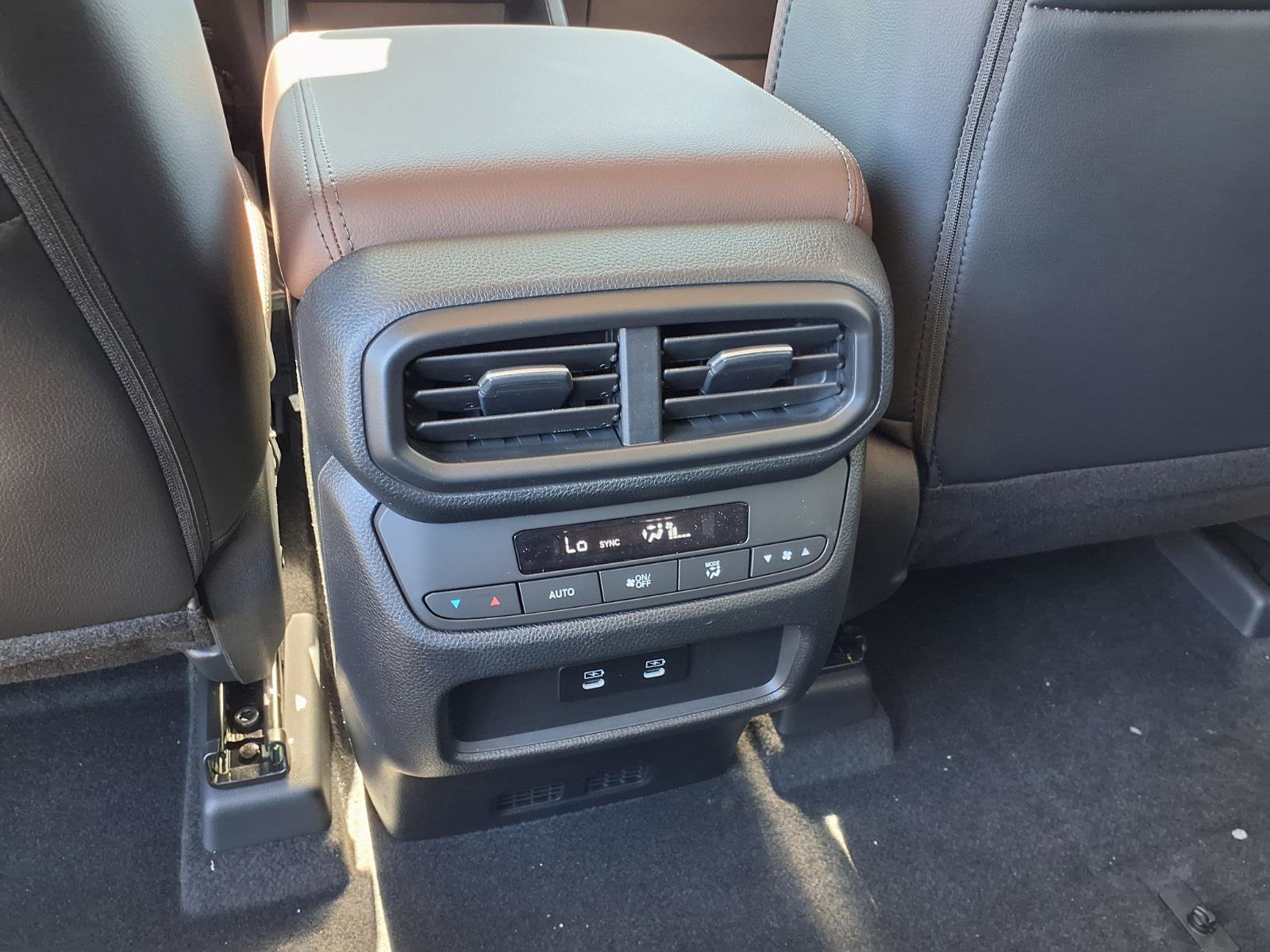 New 2026 Honda Pilot image 8