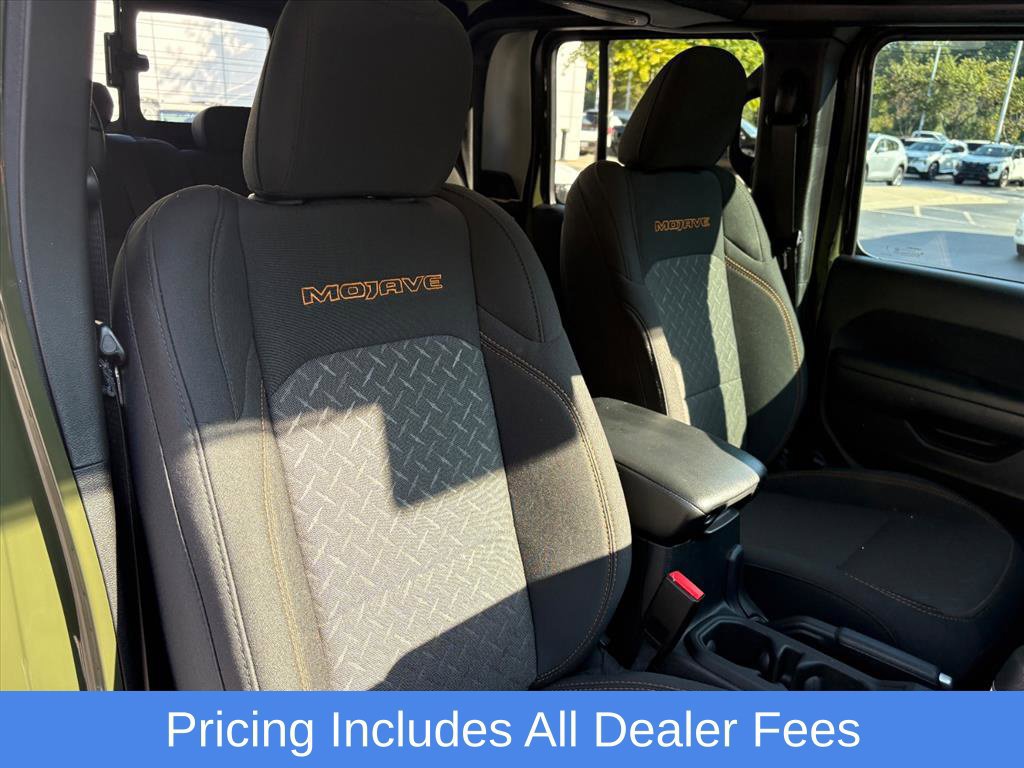 Used 2024 Jeep Gladiator Mojave w/ Safety Group AWD/4WD image 18