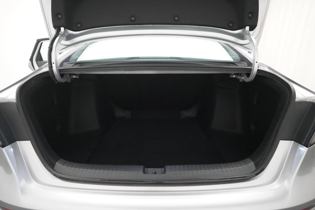 Used 2024 Honda Accord EX-L image 10