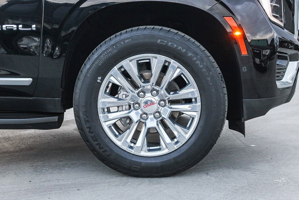 Used 2025 GMC Yukon XL Denali image 11