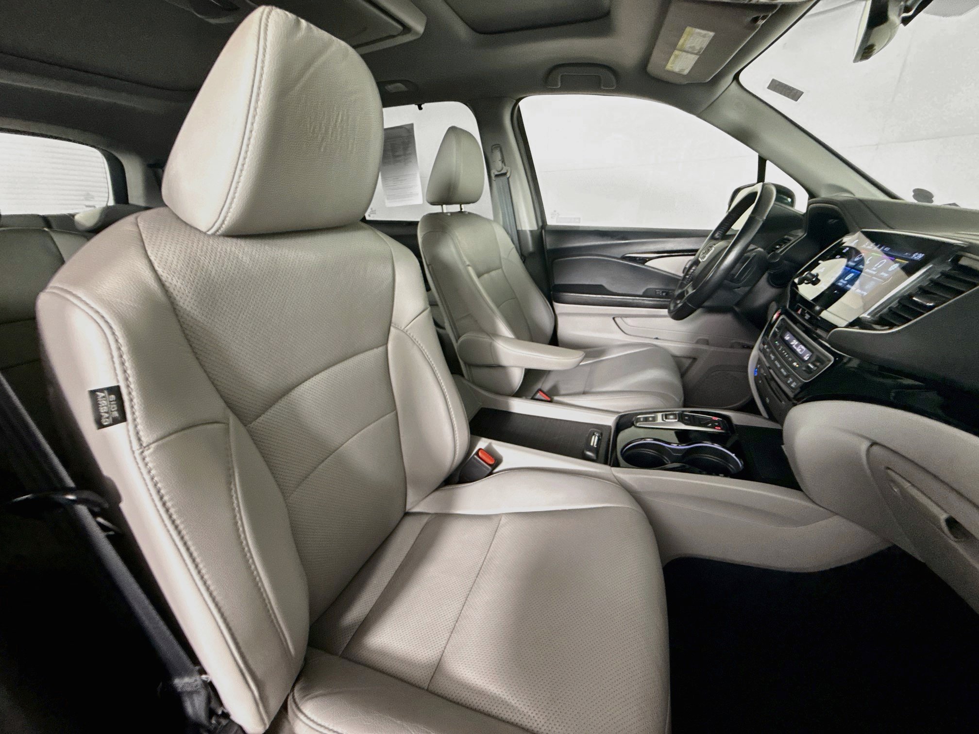 Used 2022 Honda Pilot Elite image 39