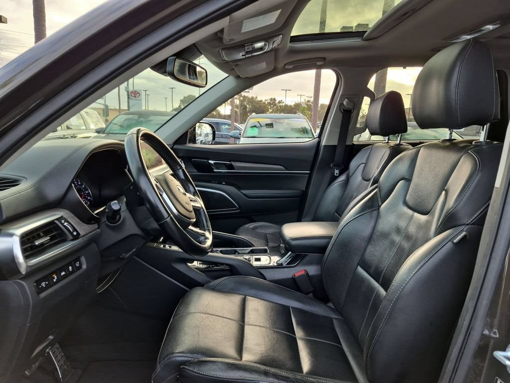 Used 2020 Kia Telluride SX w/ Towing Package FWD image 20
