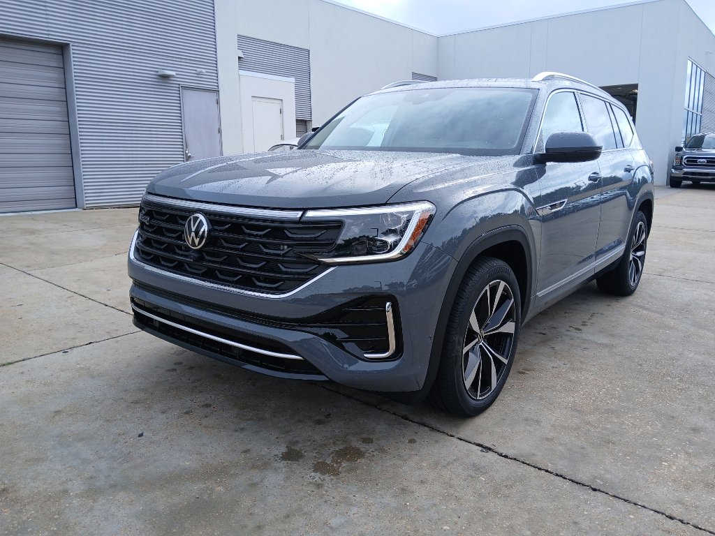 New 2026 Volkswagen Atlas SEL Premium R-Line AWD/4WD image 3