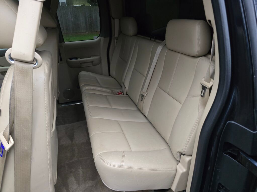 Used 2013 Chevrolet Silverado 1500 LTZ w/ Max Trailering Pack image 24