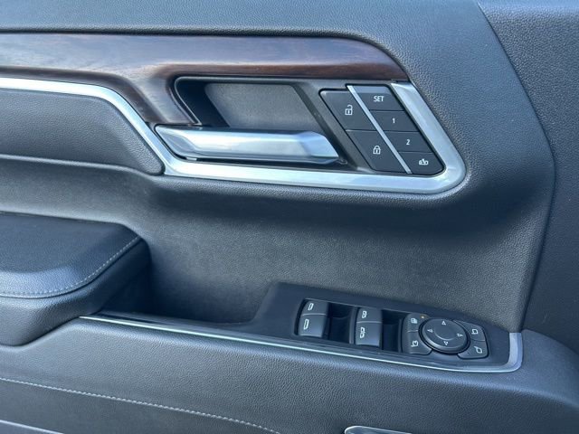 Used 2022 GMC Sierra 1500 SLT w/ SLT Convenience Package image 12