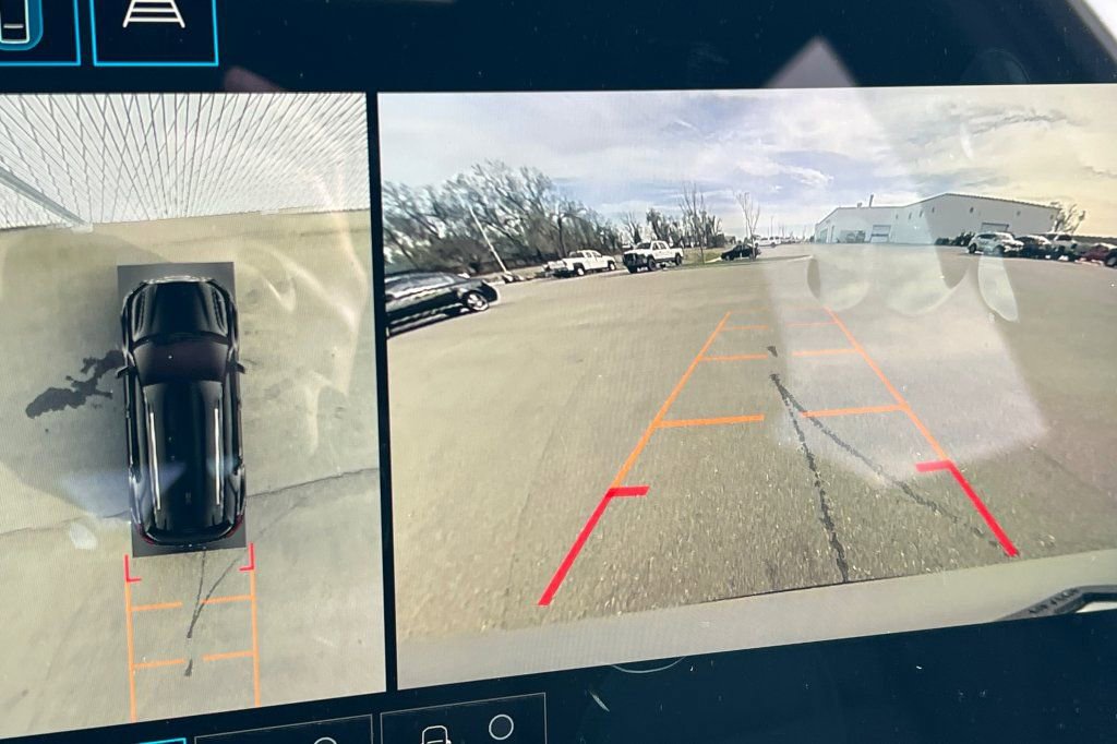 New 2026 GMC Terrain AT4 w/ Convenience Package III image 17