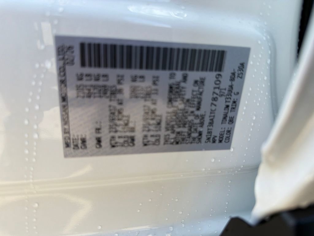 New 2026 Nissan Rogue SV image 33