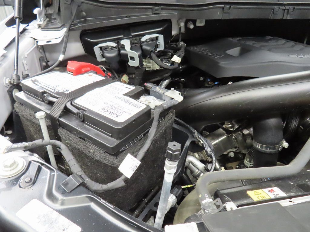 Used 2023 Ford F150 XLT w/ Trailer Tow Package image 35