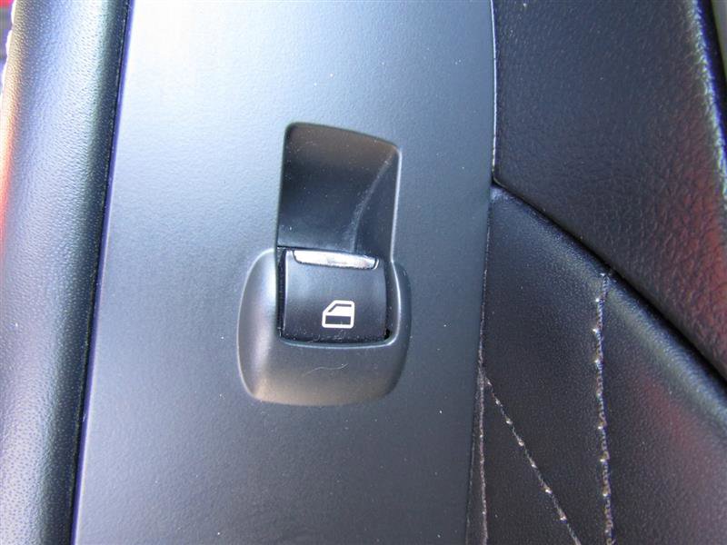 Used 2017 Ford Explorer Platinum image 38