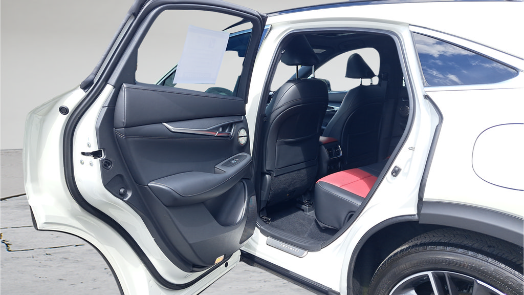 Used 2022 INFINITI QX55 Sensory w/ Lighting Package AWD/4WD image 28