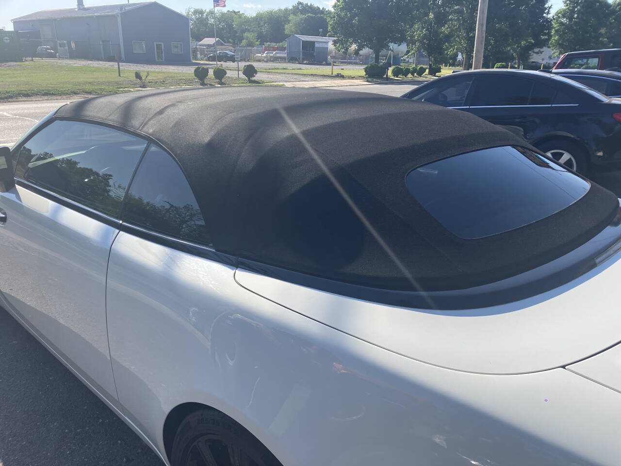 Used 2018 Rolls-Royce Dawn RWD image 20