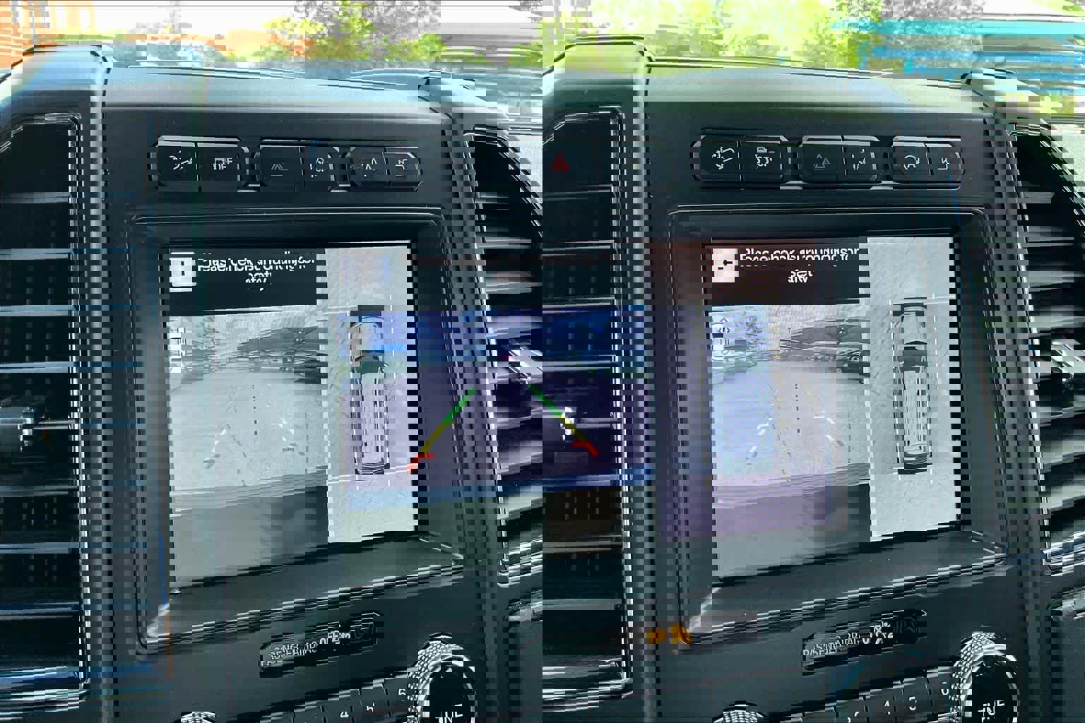 Used 2019 Ford Expedition Limited w/ Equipment Group 303A image 27