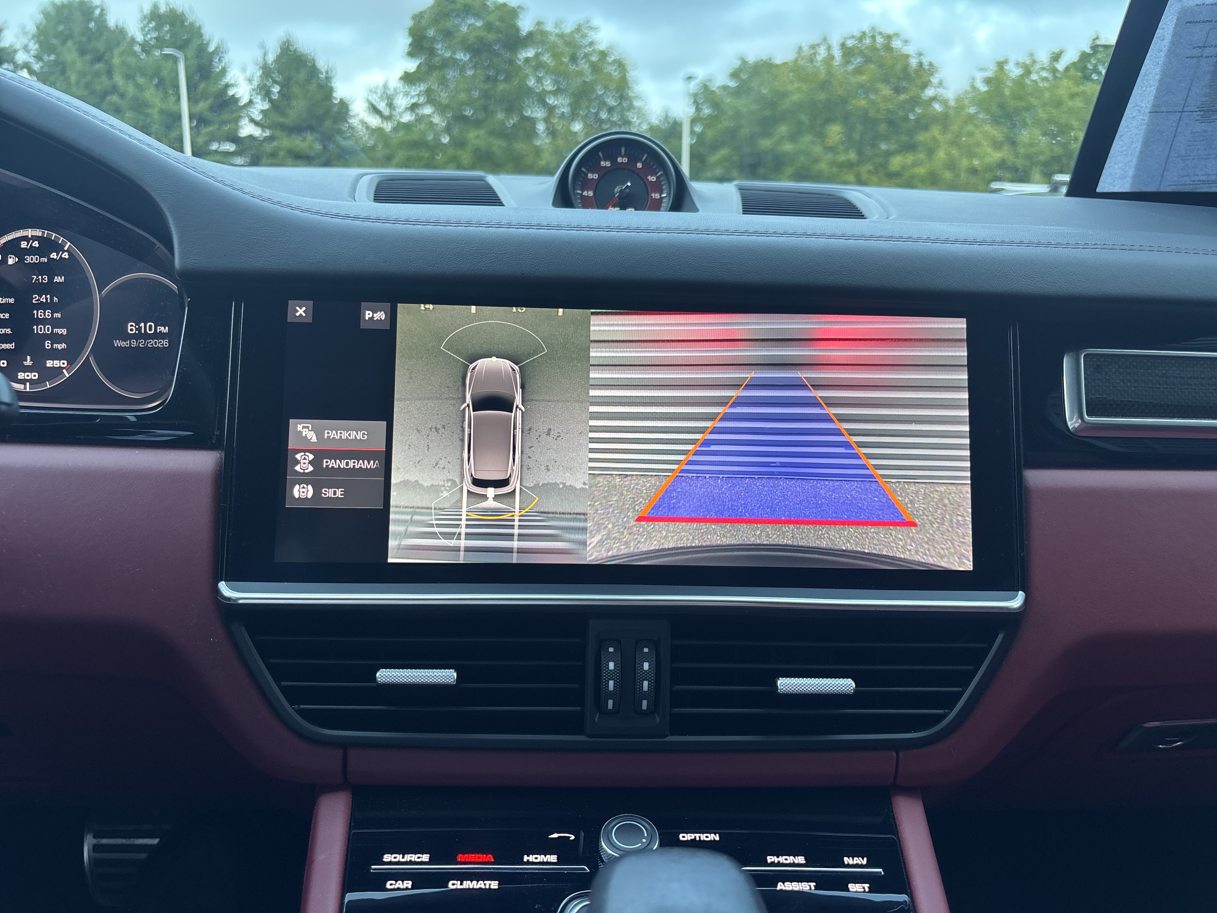 Certified 2021 Porsche Cayenne GTS AWD/4WD image 19