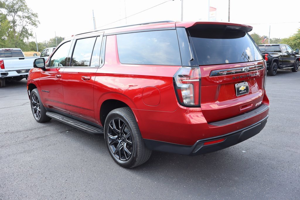 Used 2024 Chevrolet Suburban RST w/ Luxury Package image 38