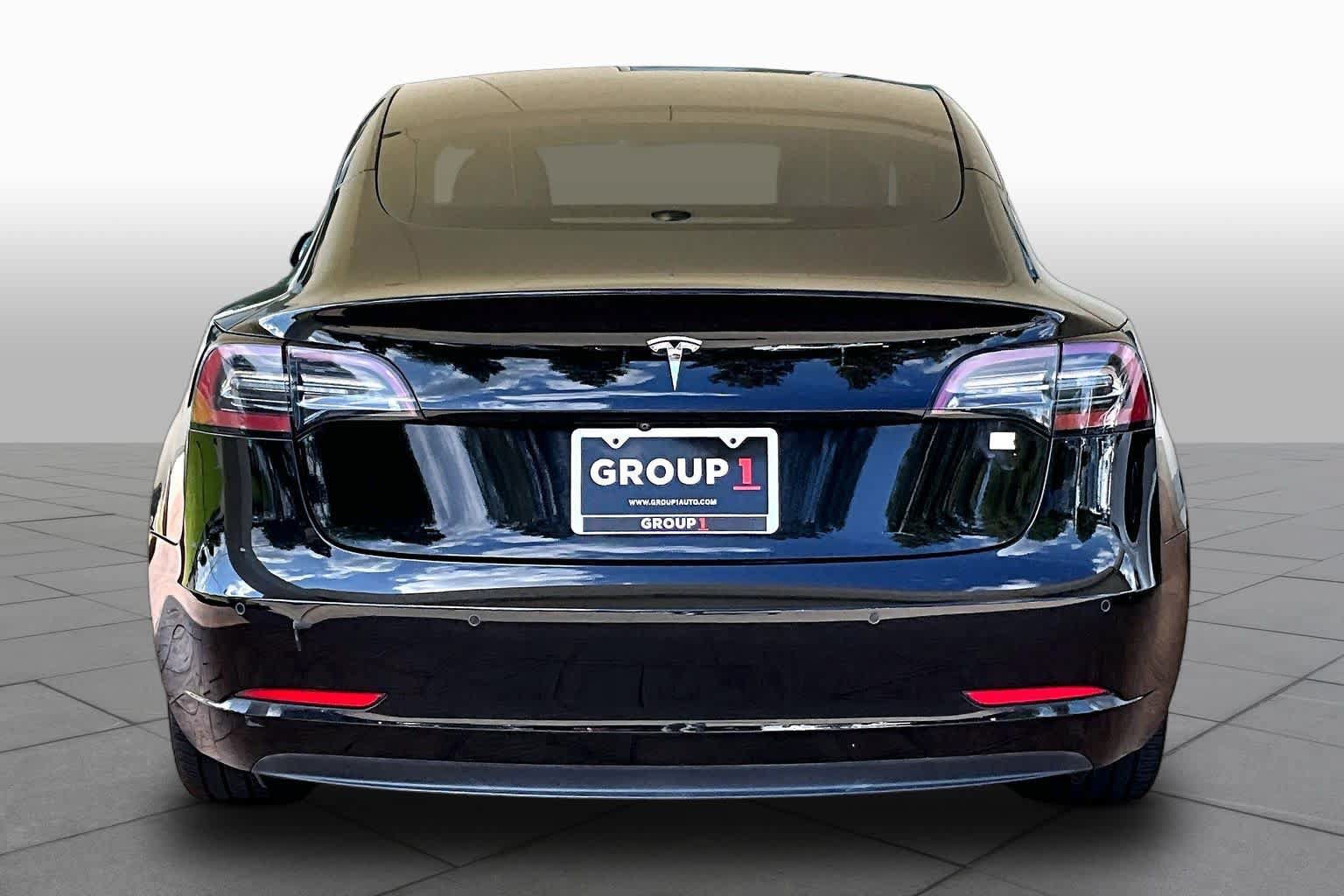 Used 2021 Tesla Model 3 Standard Range Plus RWD image 4