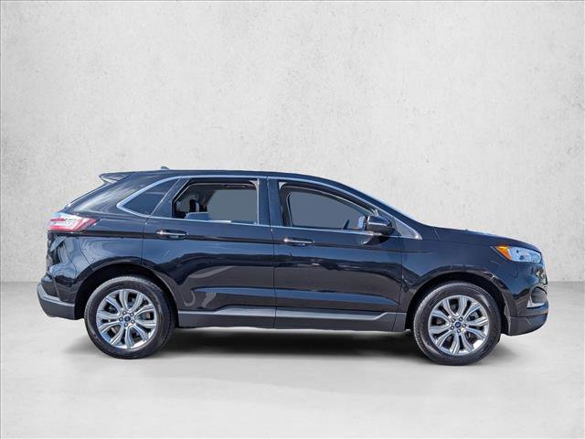 Used 2022 Ford Edge Titanium AWD/4WD image 10