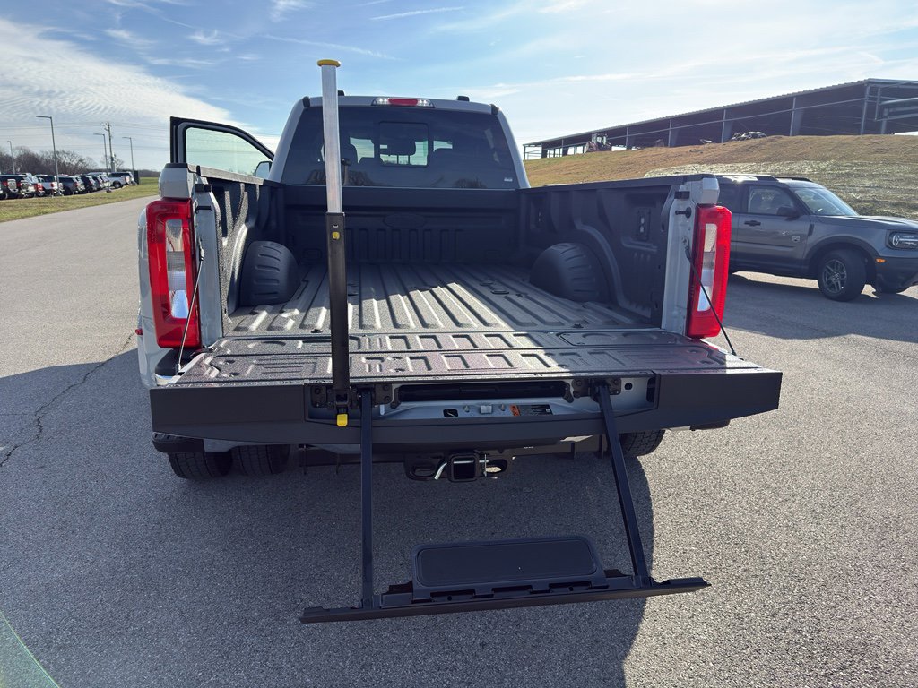 New 2026 Ford F450 XL w/ FX4 Off-Road Package image 16