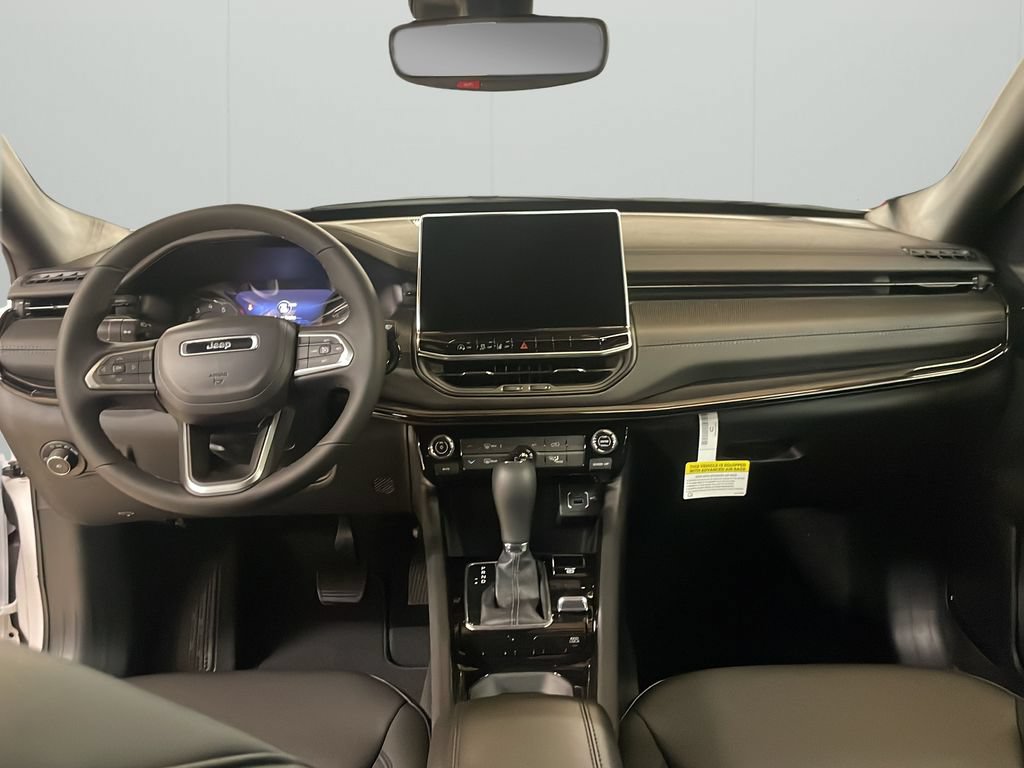 New 2026 Jeep Compass Latitude AWD/4WD image 13