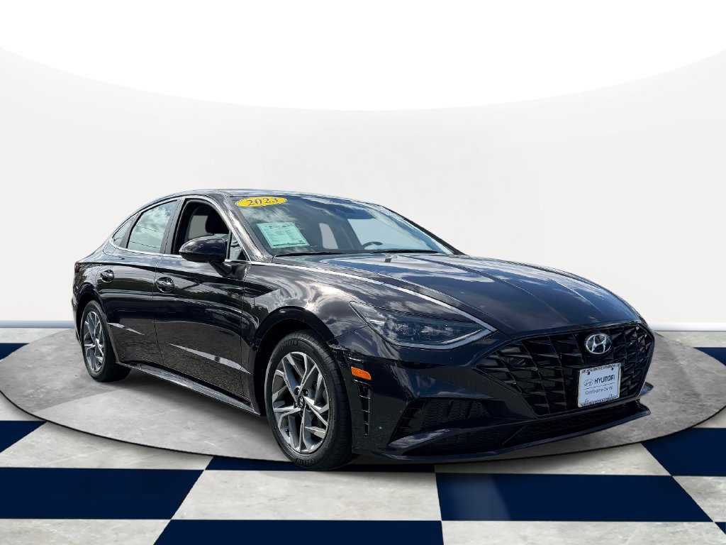 Certified 2023 Hyundai Sonata SEL w/ Cargo Package FWD image 1