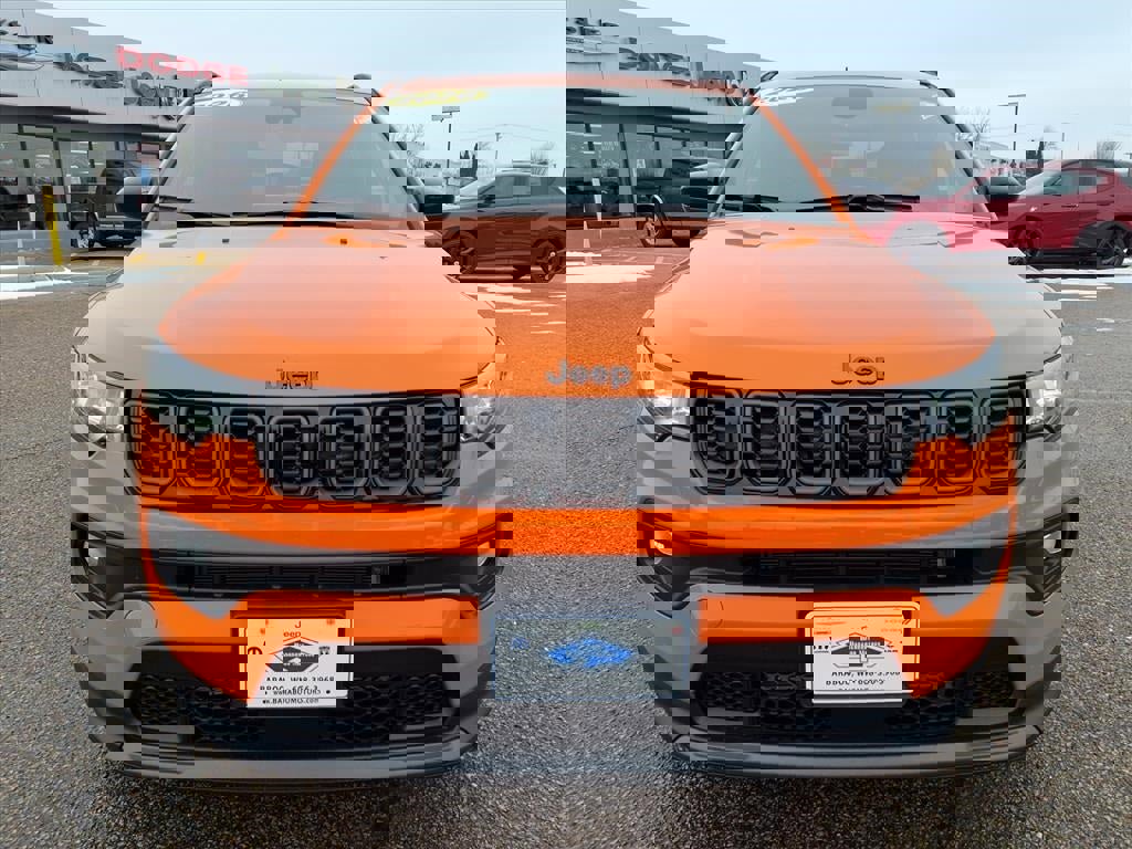 New 2026 Jeep Compass Latitude image 13