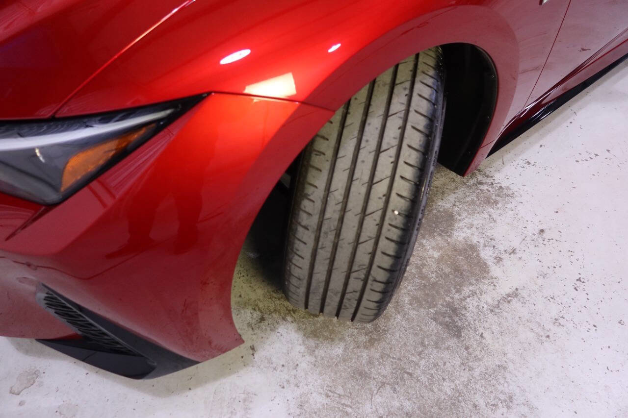 Used 2025 Lexus IS 350 F Sport RWD image 11