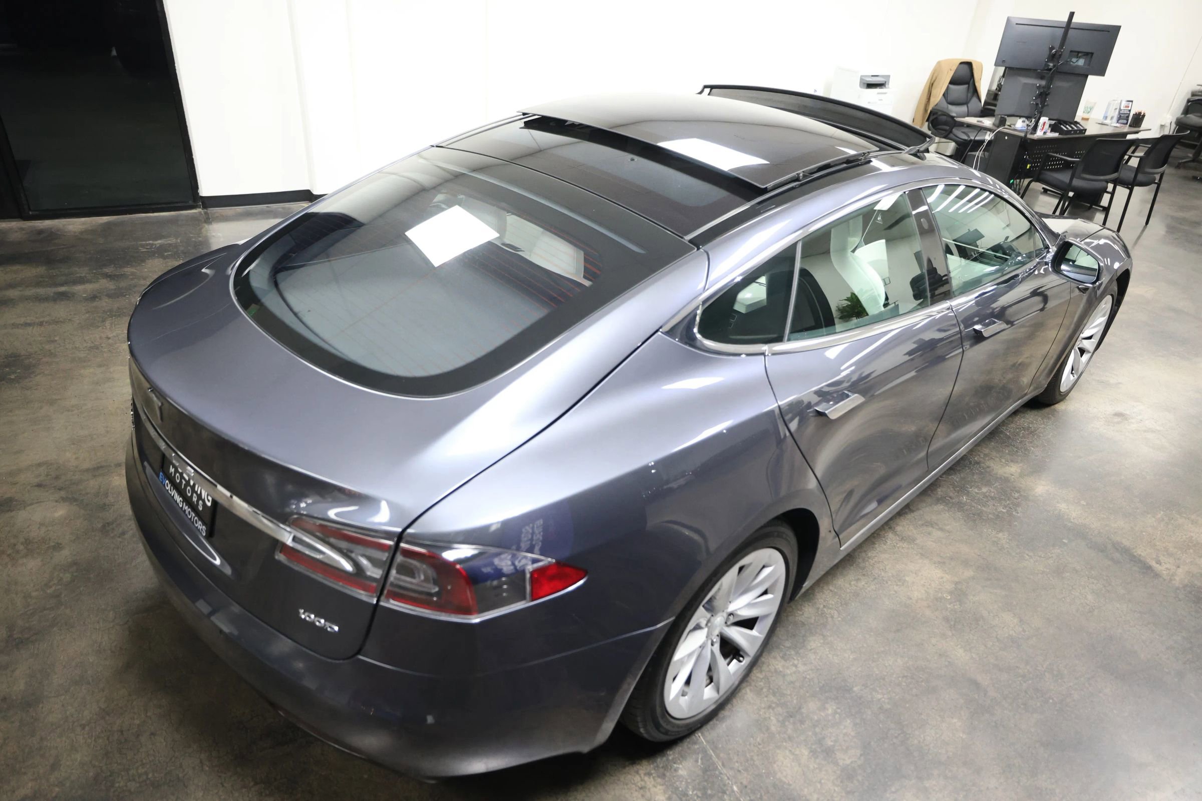 Used 2017 Tesla Model S 100D image 12