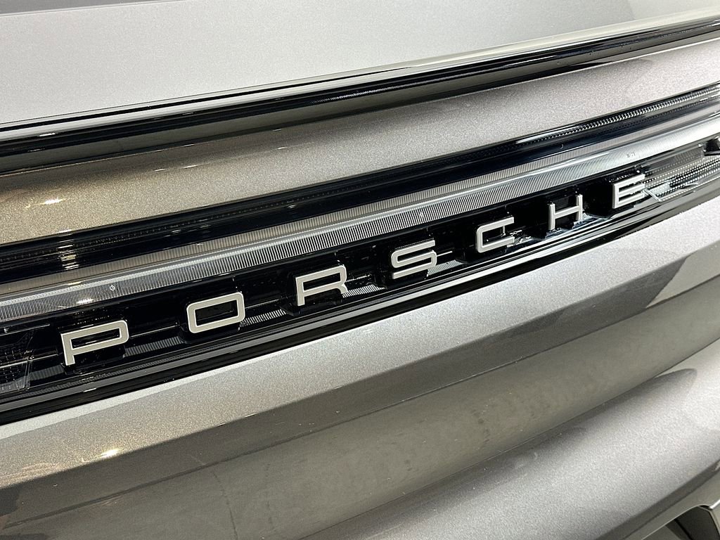 New 2025 Porsche Cayenne E-Hybrid Coupe image 34