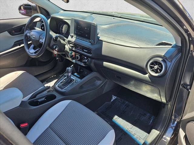 Used 2022 Hyundai Kona SE FWD image 19