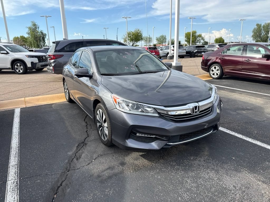 Certified 2017 Honda Accord Hybrid Sedan image 3