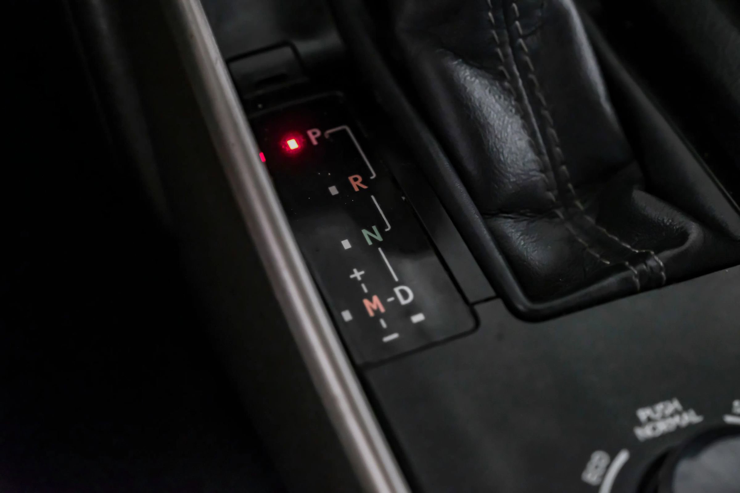 Used 2014 Lexus IS 350 w/ Navigation Package image 24