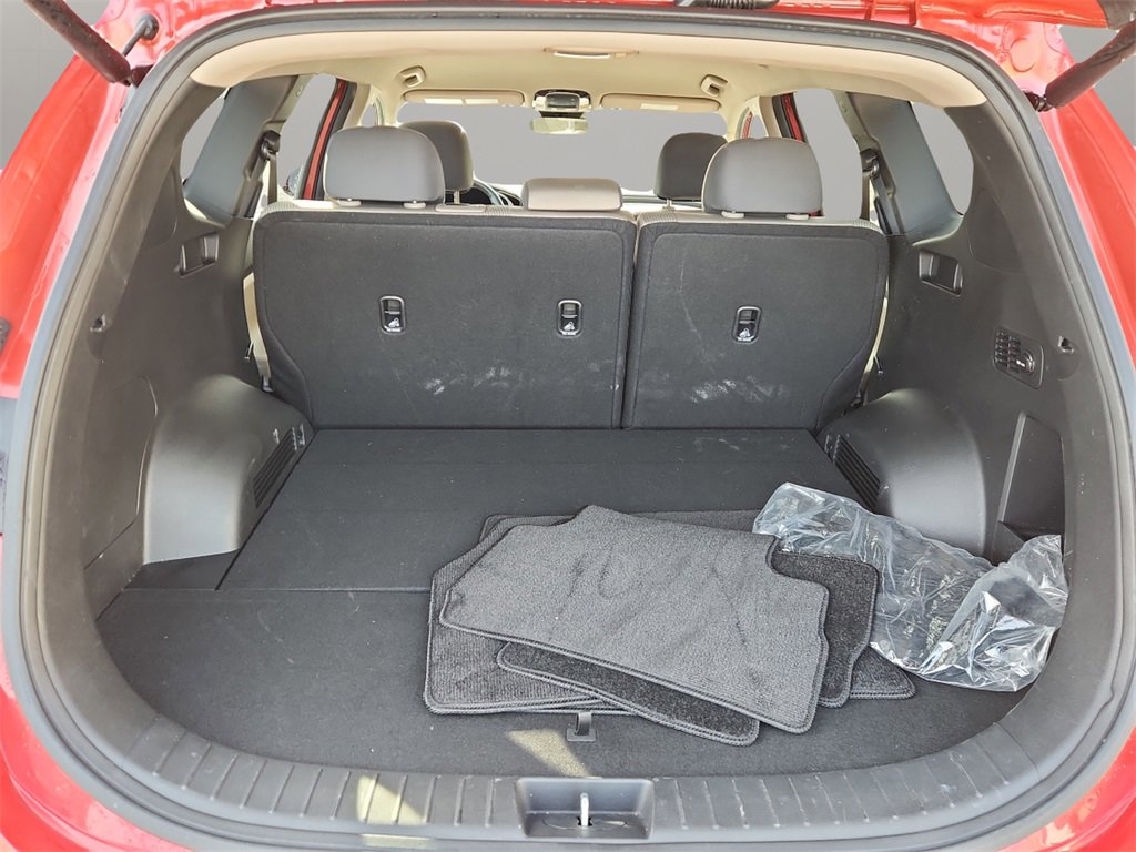 Used 2023 Hyundai Santa Fe SEL image 12