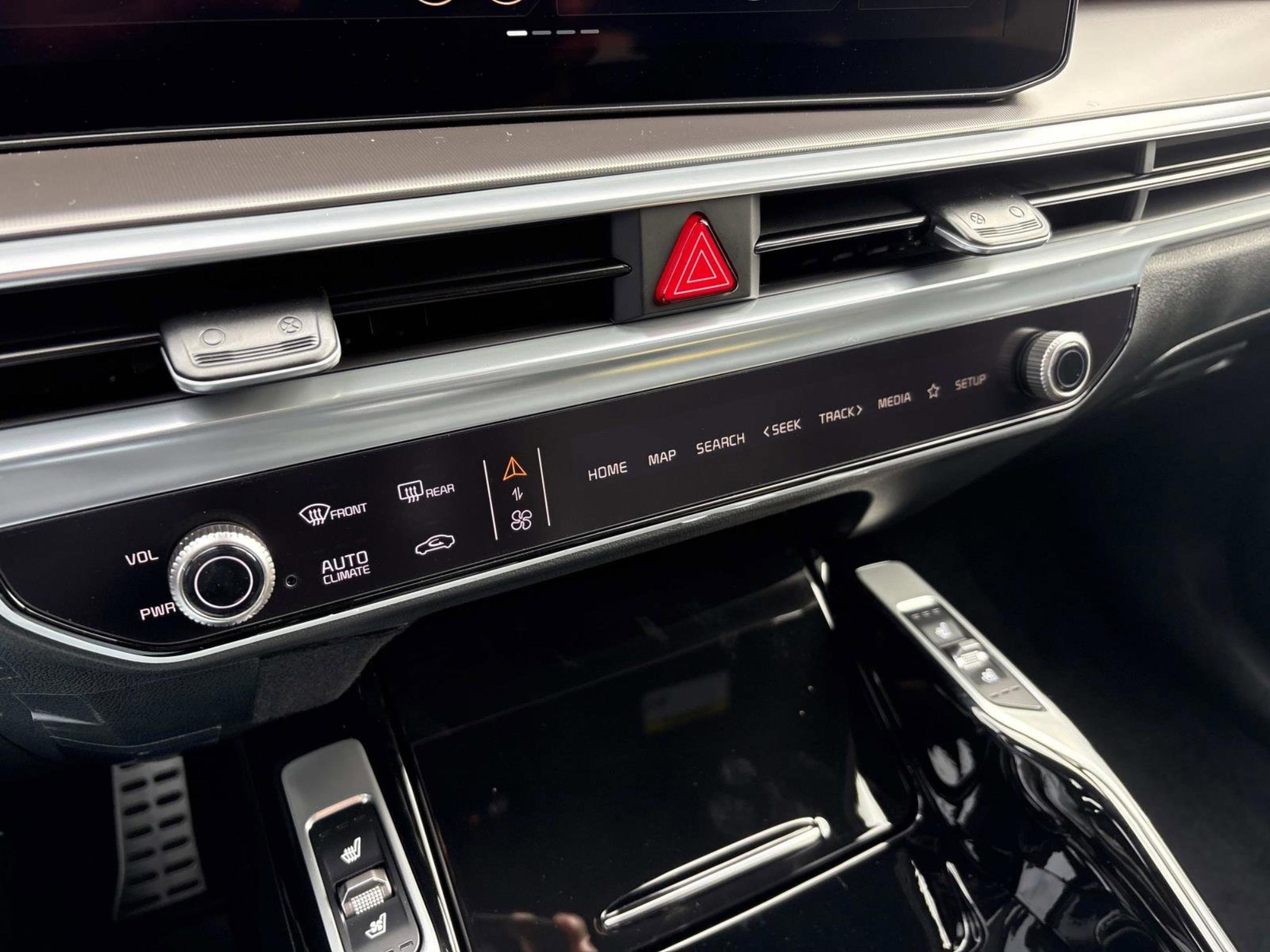 New 2026 Kia Sorento SX Prestige image 28