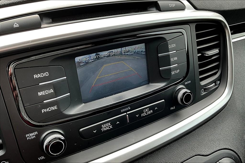 Used 2018 Kia Sorento L image 29