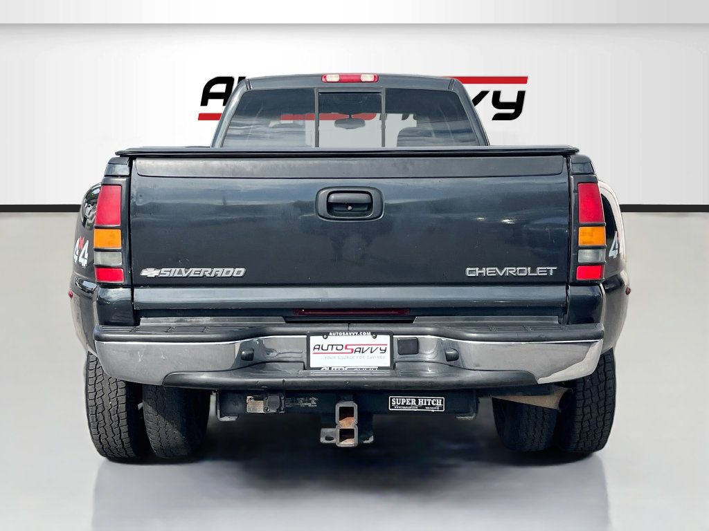 Used 2004 Chevrolet Silverado 3500 LT w/ Heavy-Duty Power Package AWD/4WD image 6