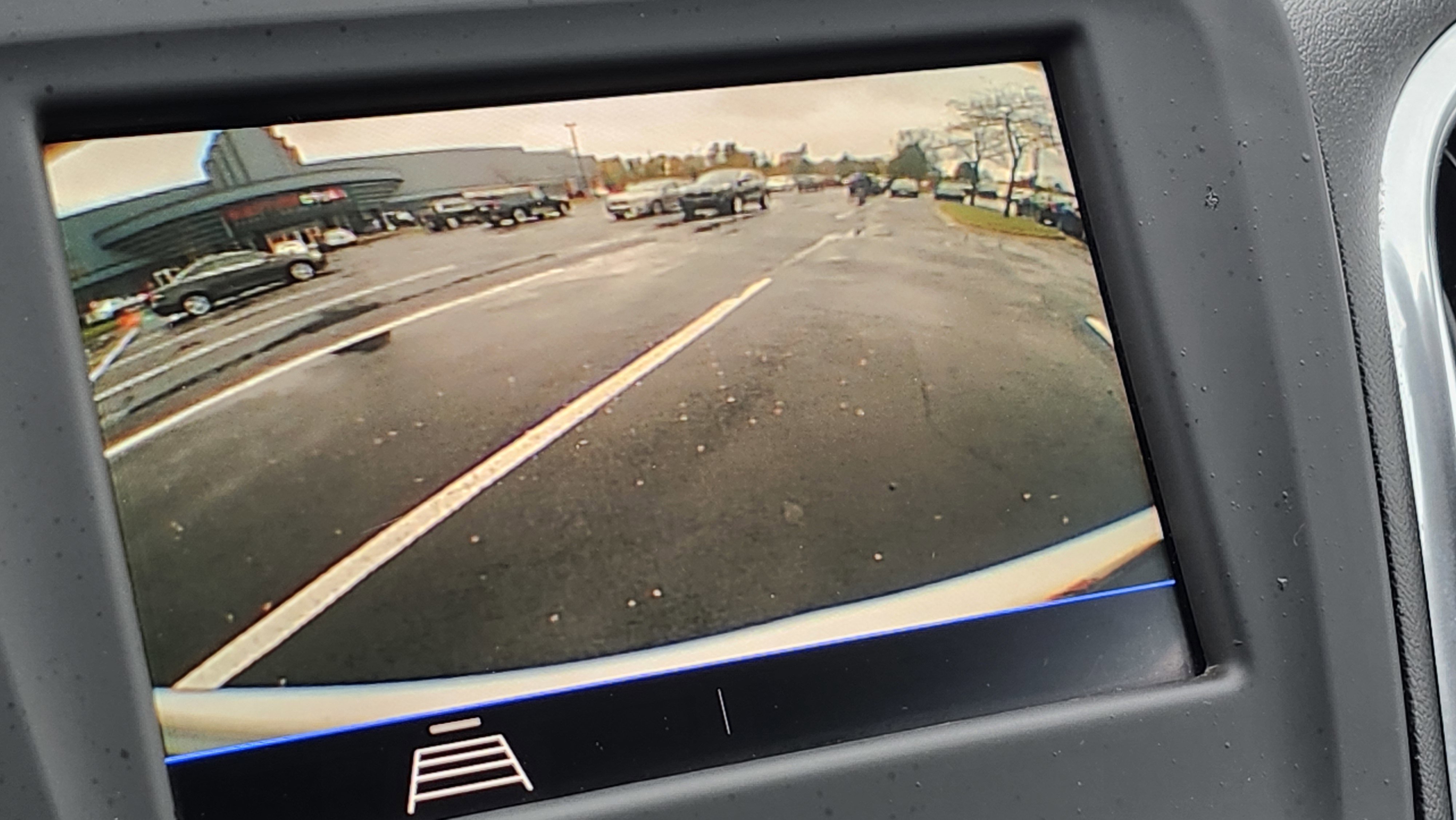 Used 2021 Chevrolet Equinox LS w/ LS Convenience Package image 22