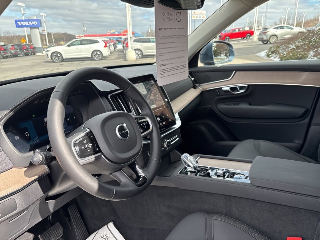 Certified 2025 Volvo XC90 B5 Plus image 19