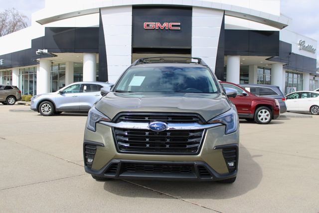 Used 2023 Subaru Ascent Limited w/ Technology Package image 29