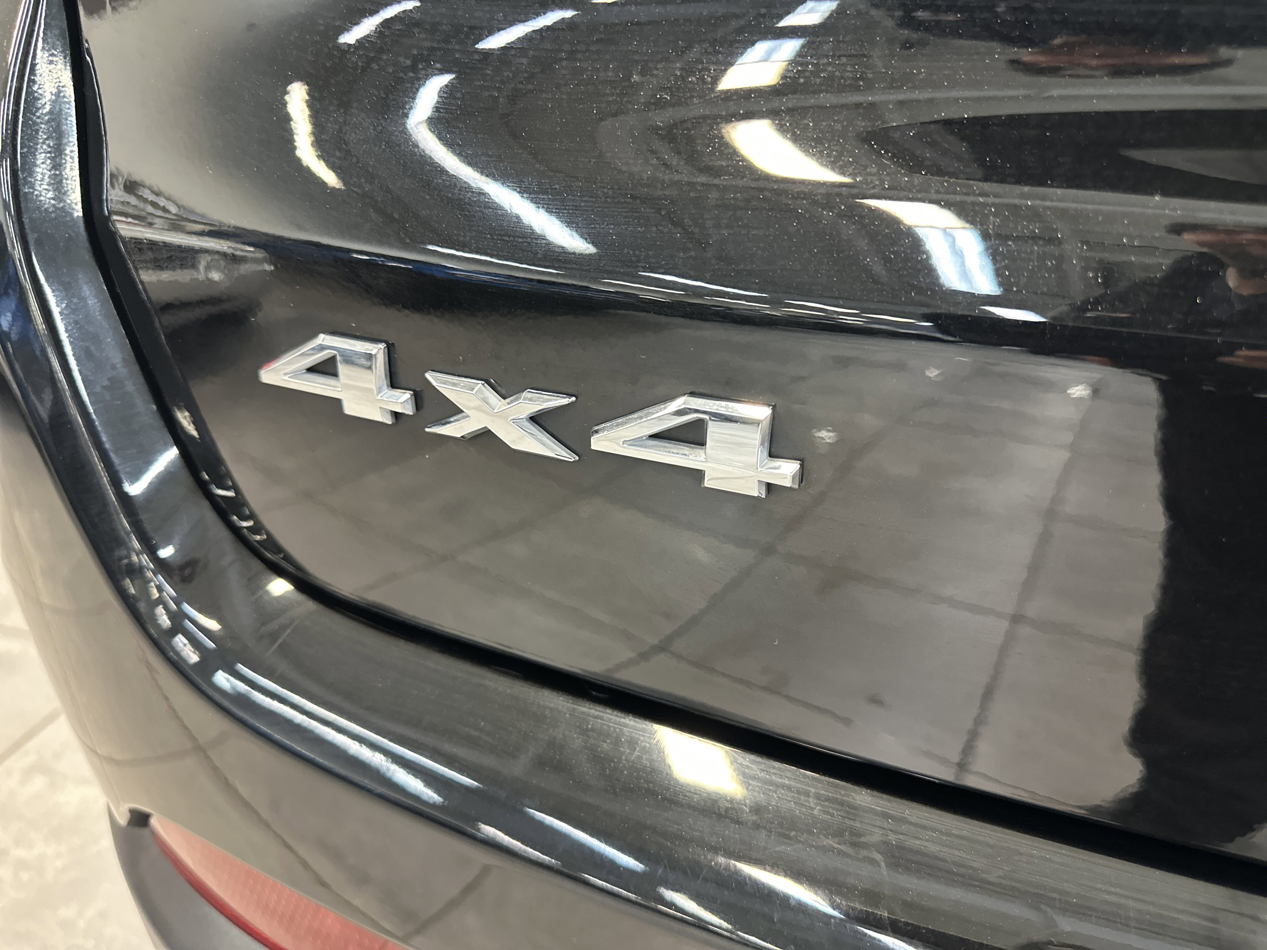 Used 2023 Jeep Compass Limited w/ Sun and Sound Group image 10