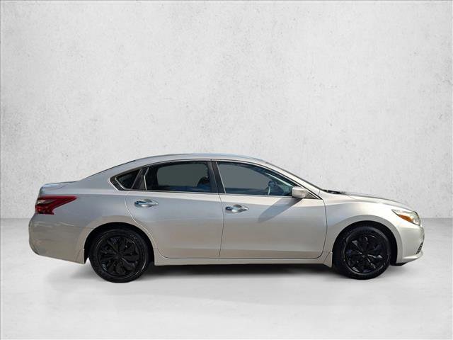 Used 2018 Nissan Altima 2.5 S w/ S Convenience Package image 4